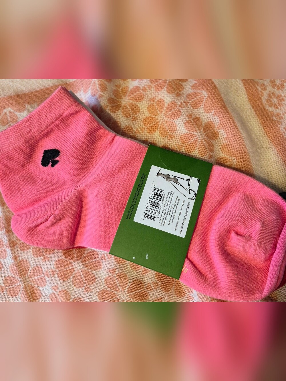 NWT π©· KATE SPADE π©· CREW SOCK π§¦choose a 3 PACK π§ super cute designs! π $30 R - Picture 13 of 14